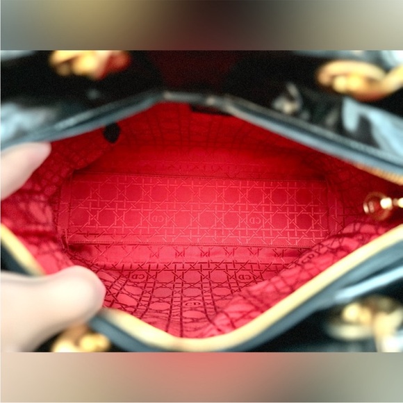 Vintage DIOR Lady Dior Bag - Large Black Quilted Patent Leather - Picture 10 of 16